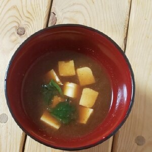 小松菜と豆腐の液体みそ味噌汁